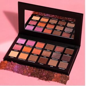 NEW Kab Cosmetics Day + Night Eyeshadow Palette